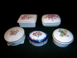 5 db virág mintás porcelán bonbonier, ékszertartó darabra: Hollóházi, Német