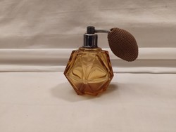 Régi pumpás parfümös üveg