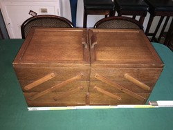 Hatalmas antik varródoboz varrós doboz