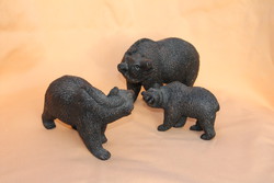 Vass Zsuzsa:  Medvecsalád  (Erdély, Makkfalva), 3 darab medve figura