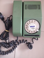 Retro zöld telefon
