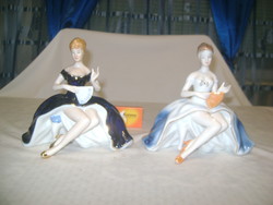 Legyezős hölgy porcelán figura, nipp - két darab - különböző színűek - Arpo
