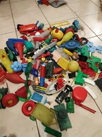 Retro műanyag játékok ömlesztve