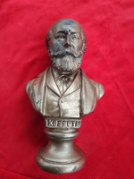 Kossuth Lajos büszt