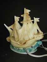 HG & Co retro hajó formájú porcelán lámpa - EP