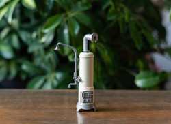 Miniatűr műanyag bojler - babaházi kiegészítő - bababútor - pici zuhanyzó, kályha