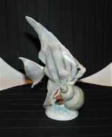Vitorlás hal csigával Kispesti porcelán kézi festés