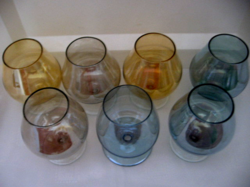 Lüszteres vegyes színű talpas konyakos pohár készlet 7 db-os