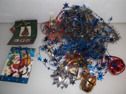 Karácsonyi dekorációk - ajándéktáska - ajándék kötöző - girland