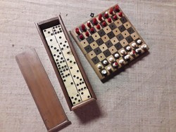 Régi úti sakk és dominó