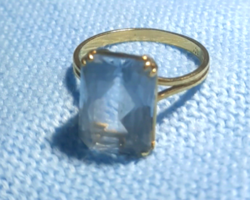 Hatalmas, kék akvamarin  aranygyűrű 3,5 gr, átlátszó, tiszta, mint forrásvíz