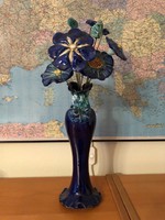 Morvay Zsuzsa kerámikusművész hibátlan kerámia vázája (33 cm magas) virágokkal