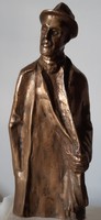 Fekete Tamás: Várkonyi Zoltán, bronz szobor, 27 cm