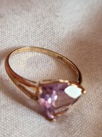 Ametiszt és gyémánt köves tömör arany gyűrű