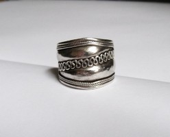 Széles,mintázott ezüst gyűrű, antik hatású, férfi-női