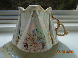 19.sz viktoriánus hullámos formával,dombormintákkal,arany kézi dekorral,gyöngyház mázas teás szett