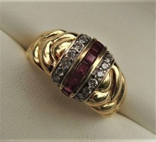 Gyémánt és rubinnal arany 14 kr-os gyűrű
