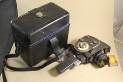 Antik film felvevő kamera eredeti dobozában 726