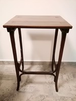 Thonet asztal,lerakó,virágtartó,posztamens 38x32x66 cm