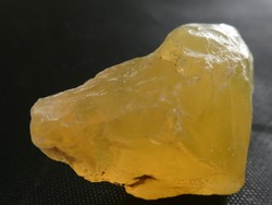 Természetes, nyers sárga Opál rög. Gyűjteménybe vagy ékszeralapanyagnak. 12 gramm