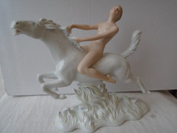 Akt/nő fehér lovon/lovagló akt amazon Wallendorf porcelán szobor vitrin állapotban