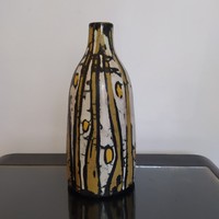 Gorka Lívia váza stilizált halakkal