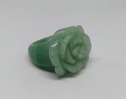 Természetes faragott rózsa fejes zöld aventurin gyűrű