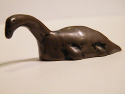 Kis réz (bronz) dinoszaurusz figura