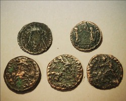 5 darab IV. Századi római bronz érme