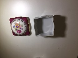 Gyűjteményből eladó német, martinrodai porcelán ékszertartó - kis bordó  (70)
