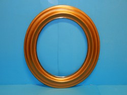 Ovális keret restaurálva 30 x 25 cm-es képhez, fém belső gyűrűvel