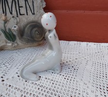 Beautiful seal with polka dot ball, collectible piece, nipple, figurine