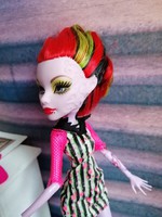 Barbie monster high