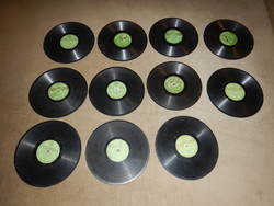 12 darab régi gramofon bakelit lemez