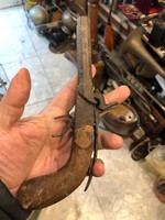 Nagyon régi kovás pisztoly, 20 cm-es nagyságú, gyűjtőknek.