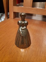 Lenyűgöző antik réz kisasszony csengő (10 cm)