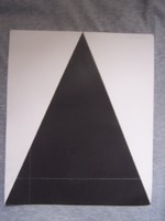 Heintz-Günter Prager: Kompozíció fekete háromszöggel  Szitanyomat, 29 x 34,5cm. Jelzett  