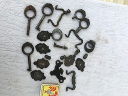 Régi vintage réz butór fogó fogantyú + kulcsok szett 
