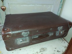 Kisméretű vintage bőrönd
