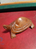 Bájos afrikai fa teknős szobor
