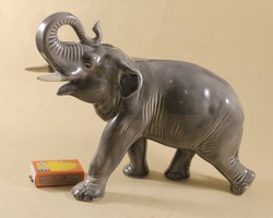 Porcelán elefánt 187