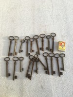 20 darab régi vas fém kulcs - vintage dekoráció 