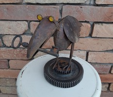 Steampunk madár, fém madár, fém szobor