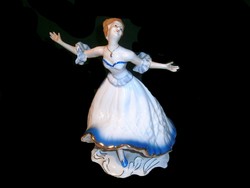 E_003 Wallendorf jellegű nagy méretű nagyon szép táncoló balerina, kék ruhában Veritable porcelán