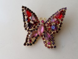 Hatalmas gyönyörű bordós lilás kövekkel kirakott pillangó bross, kitűző 