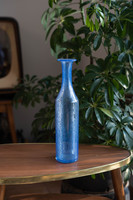 Retro karcagi (berekfürdői) irizáló fátyolüveg palack váza - kék repesztett üveg, jég zúzmaramintás