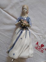 Jelzett, kék-fehér, lüszteres női porcelán figura szép festéssel