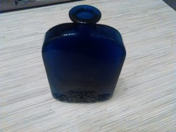 Antik női parfümös üveg.