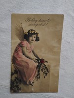 Antik, kézzel színezett fotó/képeslap kislány/angyal, Húsvét 1910-20-as évek
