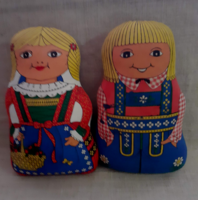 2.DB. SZÉP ÁLLAPOTÚ VÁSZON VINTAGE DÍSZ PÁRNA KISLÁNY ÉS KISFIÚ MATRJOSKA BABA